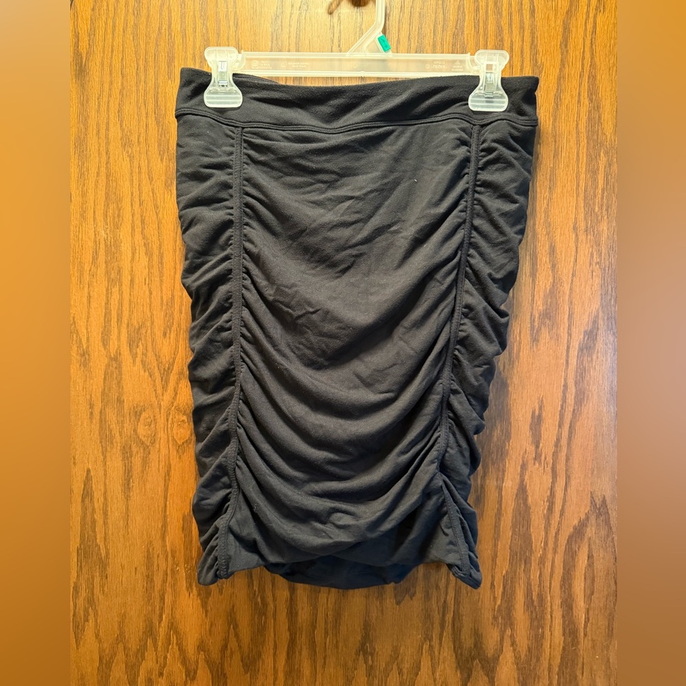 Elegant Black Ruched Skirt
